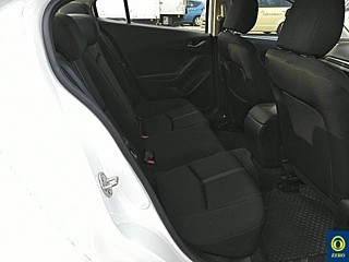 MAZDA AXELA 2017