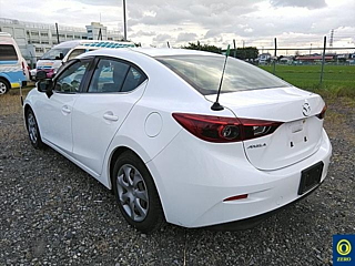 MAZDA AXELA 2017