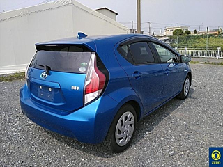 TOYOTA AQUA 2016
