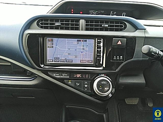 TOYOTA AQUA 2016