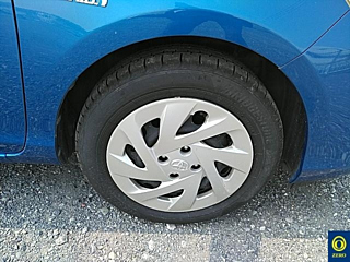 TOYOTA AQUA 2016