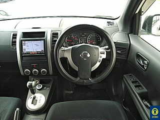 NISSAN X-TRAIL 2012