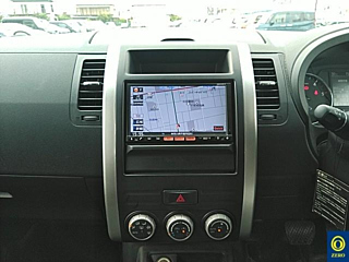 NISSAN X-TRAIL 2012