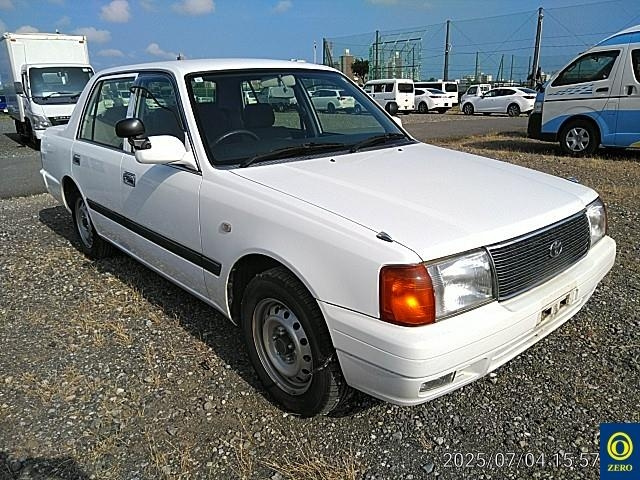 TOYOTA CROWN COMFORT 2012