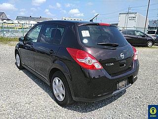 NISSAN TIIDA 2012