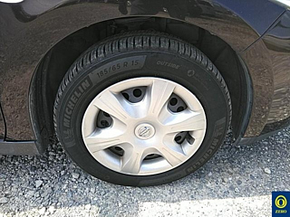 NISSAN TIIDA 2012