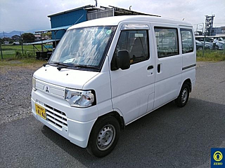 MITSUBISHI MINICAB VAN 2013