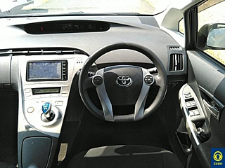 TOYOTA PRIUS 2015