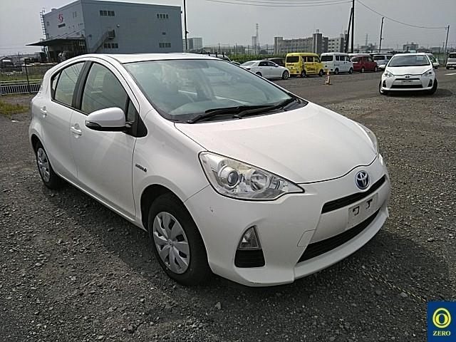 TOYOTA AQUA 2014