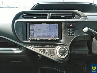TOYOTA AQUA 2015