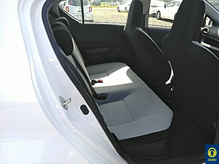 TOYOTA AQUA 2015