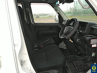 DAIHATSU HIJET VAN 2019