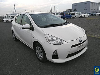 TOYOTA AQUA 2013