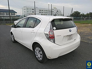 TOYOTA AQUA 2013