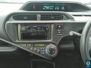 TOYOTA AQUA 2013