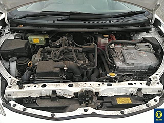 TOYOTA AQUA 2013