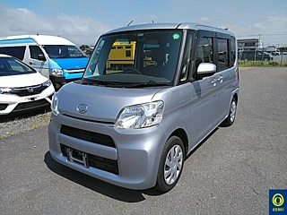 DAIHATSU TANTO 2018