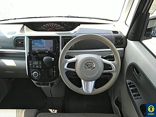 DAIHATSU TANTO 2018
