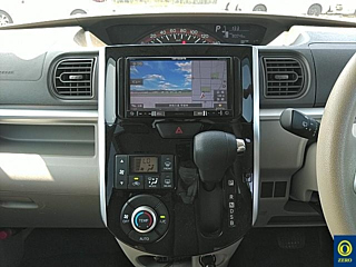 DAIHATSU TANTO 2018