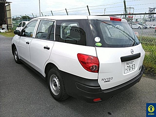NISSAN AD 2018