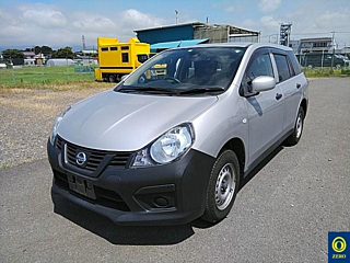 NISSAN AD 2019