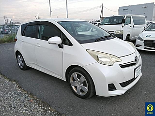 TOYOTA RACTIS 2011