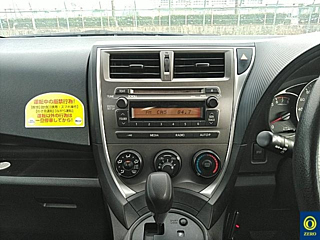 TOYOTA RACTIS 2011