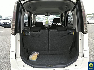 NISSAN ROOX 2012
