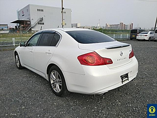 NISSAN SKYLINE 2010