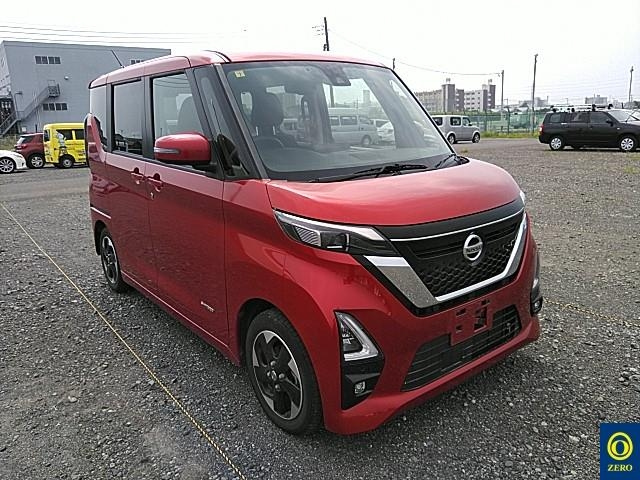 NISSAN ROOX 2020