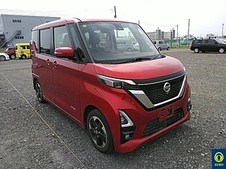 NISSAN ROOX 2020