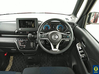 NISSAN ROOX 2020