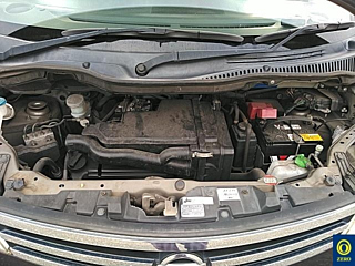 NISSAN ROOX 2011
