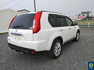 NISSAN X-TRAIL 2012