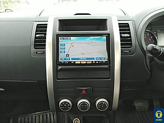 NISSAN X-TRAIL 2012
