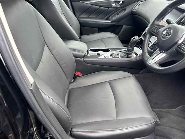 NISSAN SKYLINE 2020