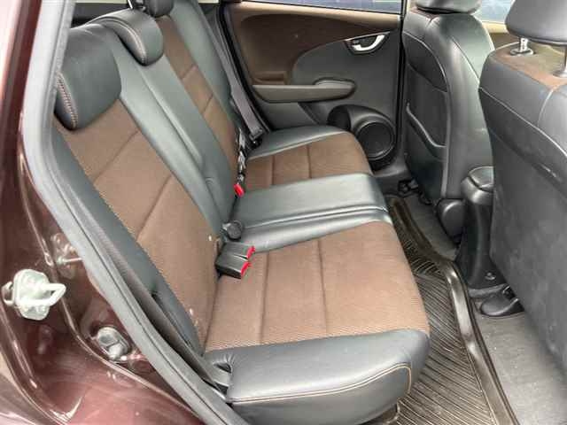 HONDA FIT SHUTTLE 2012