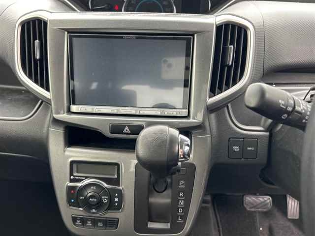 MITSUBISHI DELICA D2 2018