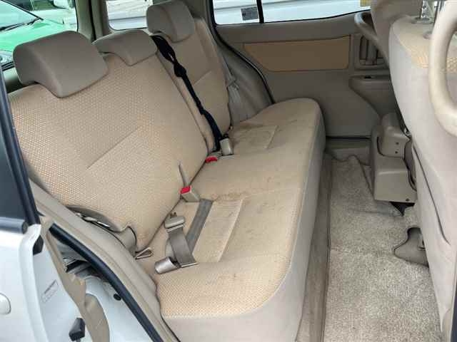 TOYOTA RAUM 2008