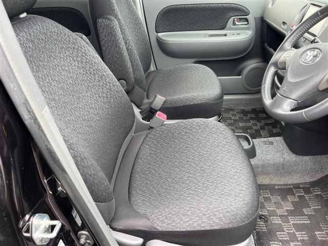 TOYOTA SIENTA 2015