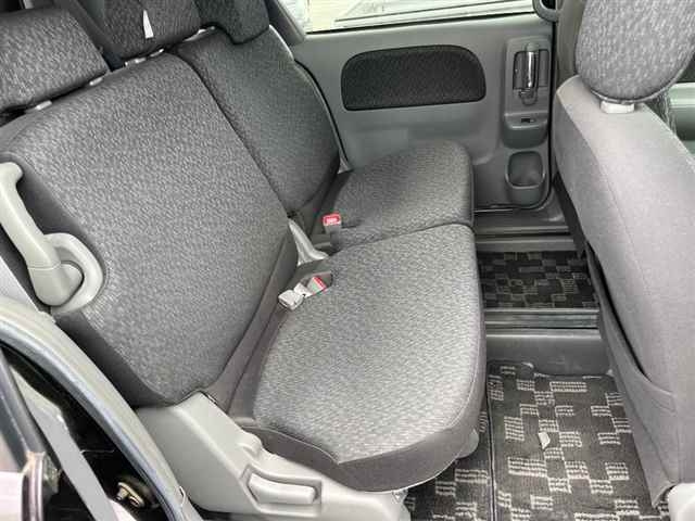 TOYOTA SIENTA 2015