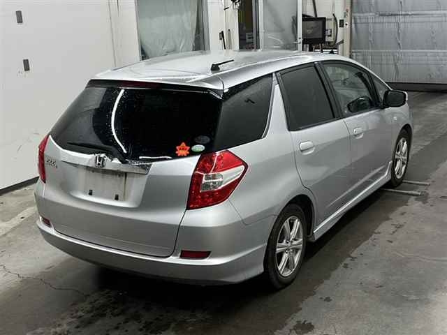 HONDA FIT SHUTTLE 2011