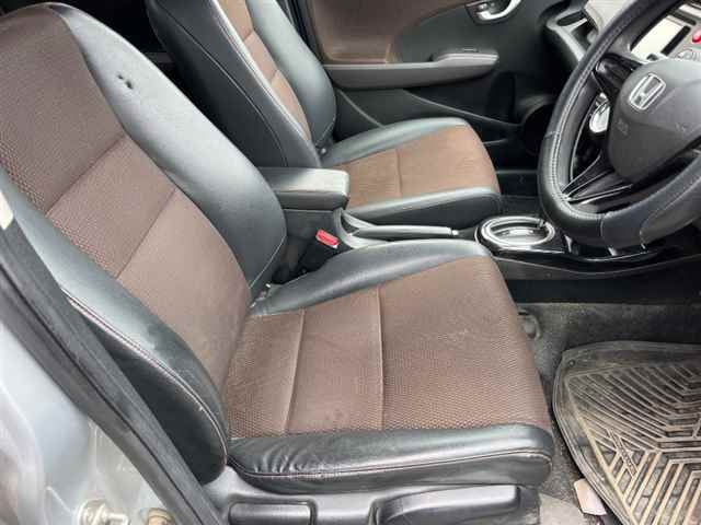 HONDA FIT SHUTTLE 2011