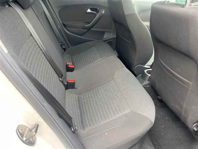 VOLKSWAGEN POLO 2011