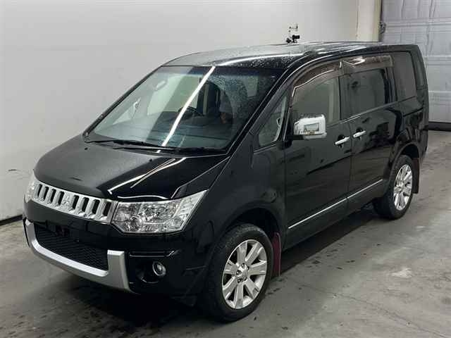 MITSUBISHI DELICA D5 2016