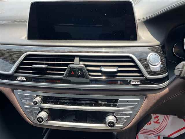 BMW 7 SERIES 2019