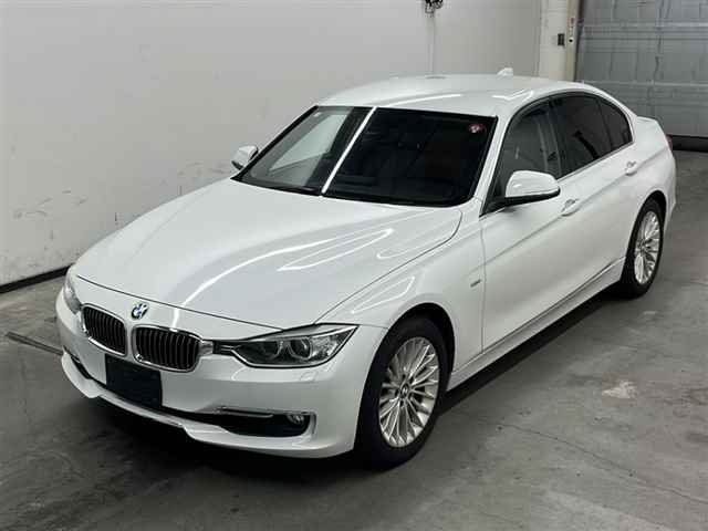 BMW 3 SERIES 2014