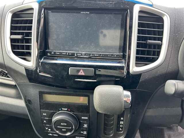 MITSUBISHI DELICA D2 2014