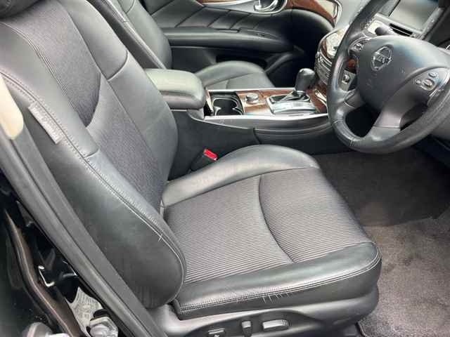 NISSAN FUGA 2012