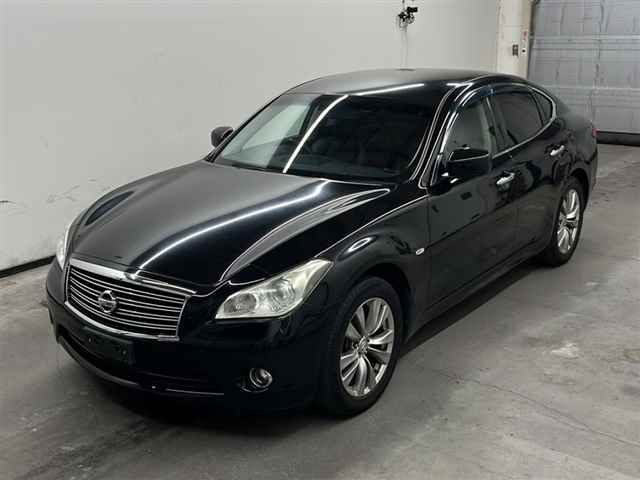 NISSAN FUGA 2012